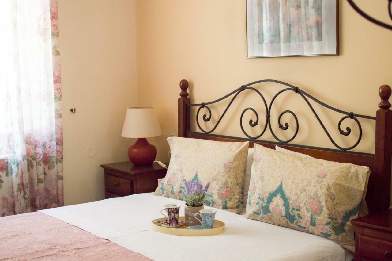 Elizabeth'S Place Heraklion Exterior foto